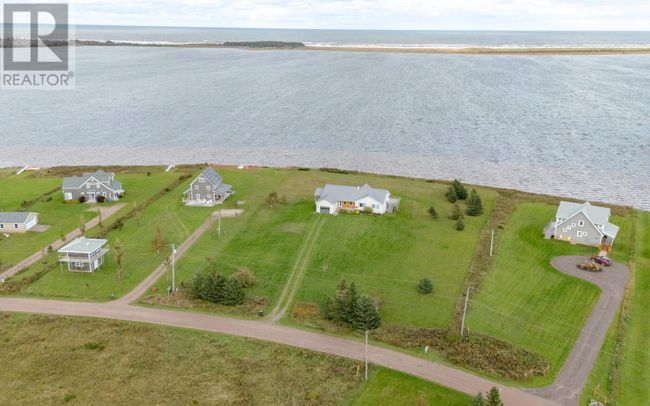 139 New Seabury Dr, Home with 4 bedrooms, 3 bathrooms and null parking in Rustico PE | Image 5