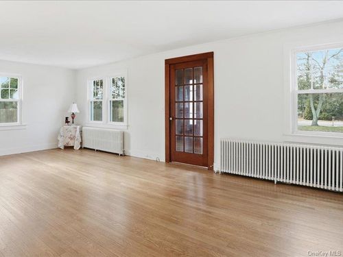 12 Summit Blvd, Westhampton, NY, 11977-1132 | Card Image