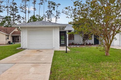 10 Bren Mar Ln, Palm Coast, FL, 32137-8754 | Card Image