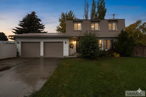 203 Hummingbird Pl, Shelley, ID, 83274-4914 | Card Image