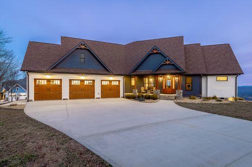 190 Hovering Hawk Dr, Jasper, TN, 37347-3029 | Card Image