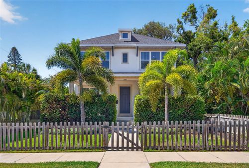 293 18th Ave S, ST PETERSBURG, FL, 33705-2736 | Card Image
