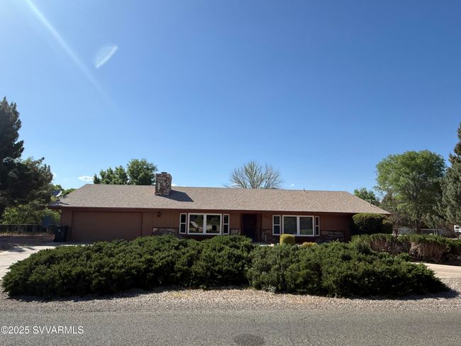 3742 E Lake Shore Dr, House other with 3 bedrooms, 3 bathrooms and null parking in Rimrock AZ | Image 5