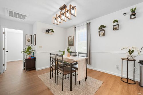 4953 Lahmeyer Rd, Fort Wayne, IN, 46835-4136 | Card Image