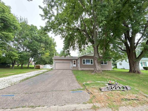1018 10th St, Covington, IN, 47932-1321 | Card Image