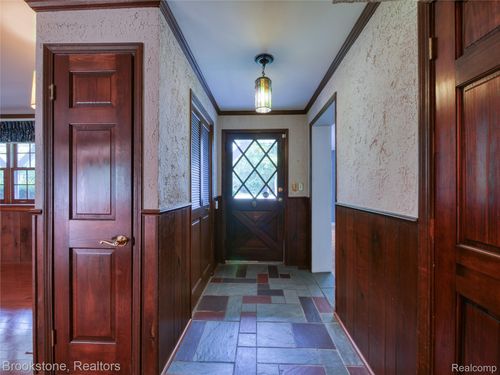 3178 Winterberry Dr, West Bloomfield, MI, 48324-2461 | Card Image