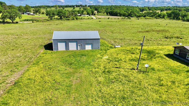 10054 W Perry Rd, House other with 3 bedrooms, 2 bathrooms and null parking in Stigler OK | Image 20