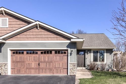 617 Blue Karner Drive, Altoona, WI, 54720 | Card Image