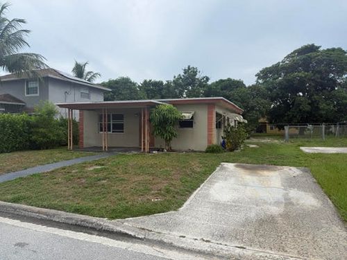 120 Ne 12th Ave, Boynton Beach, FL, 33435-3116 | Card Image