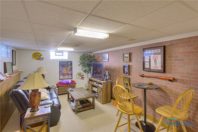 Basement Rec Room | Image 17