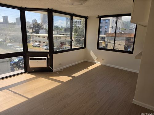 312-1820 Waiola St, Honolulu, HI, 96826-2631 | Card Image