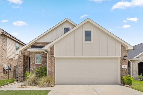 17214 Broadleaf Oak Dr, Hockley, TX, 77447-2190 | Card Image