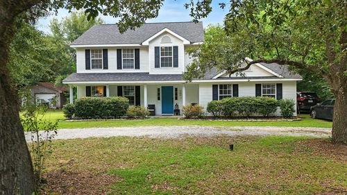 701 Washington St, Bay St. Louis, MS, 39520-2626 | Card Image