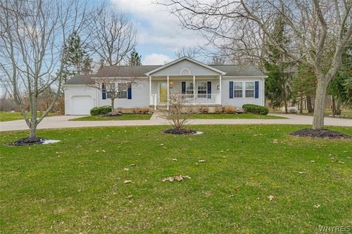 4986 Shunpike Rd, Lockport, NY, 14094-9715 | Card Image