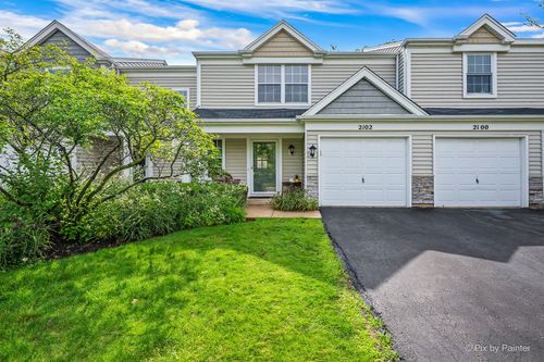 2102 Muirfield Cir, Elgin, IL, 60123-5625 | Card Image