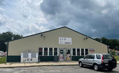 427 Grayton Rd, Kingsford Heights, IN, 46346-3328 | Card Image