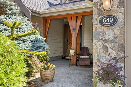 649 Eaglewood Crt, Qualicum Beach, BC, V9K0A3 | Card Image