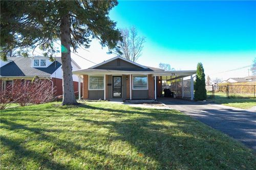 73 Larkspur Cres, Kitchener, ON, N2M4W8 | Card Image