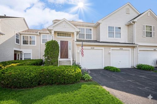 1428 Meadowsedge Ln, Carpentersville, IL, 60110-3409 | Card Image