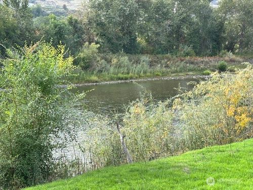 1601 Kernan Rd, Oroville, WA, 98844 | Card Image