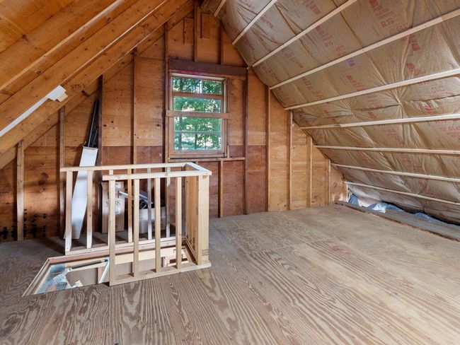 94 Robin Rd, House other with 3 bedrooms, 2 bathrooms and null parking in Colchester VT | Image 33
