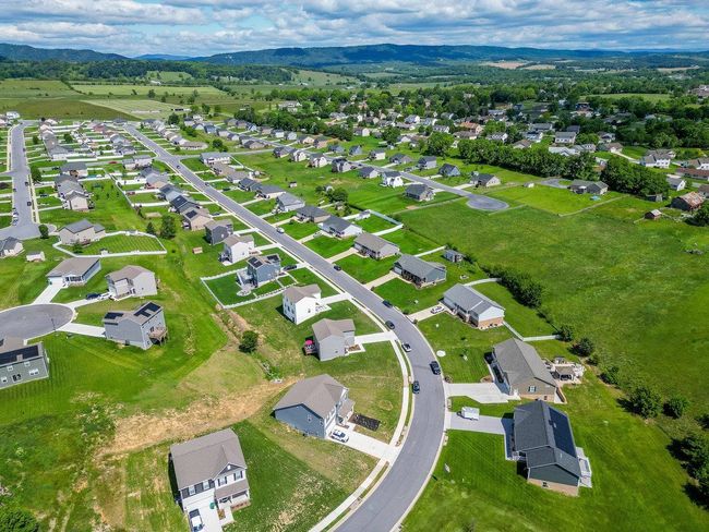 306 Coyote Run, House other with 4 bedrooms, 3 bathrooms and null parking in BROADWAY VA | Image 62