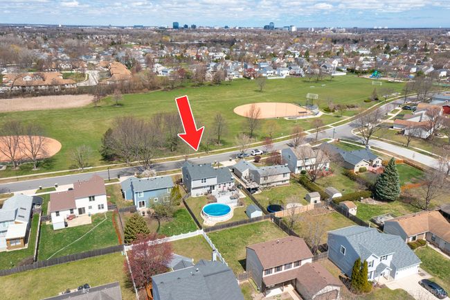 1813 Longboat Dr, House other with 3 bedrooms, 3 bathrooms and 2 parking in Elk Grove Village IL | Image 30