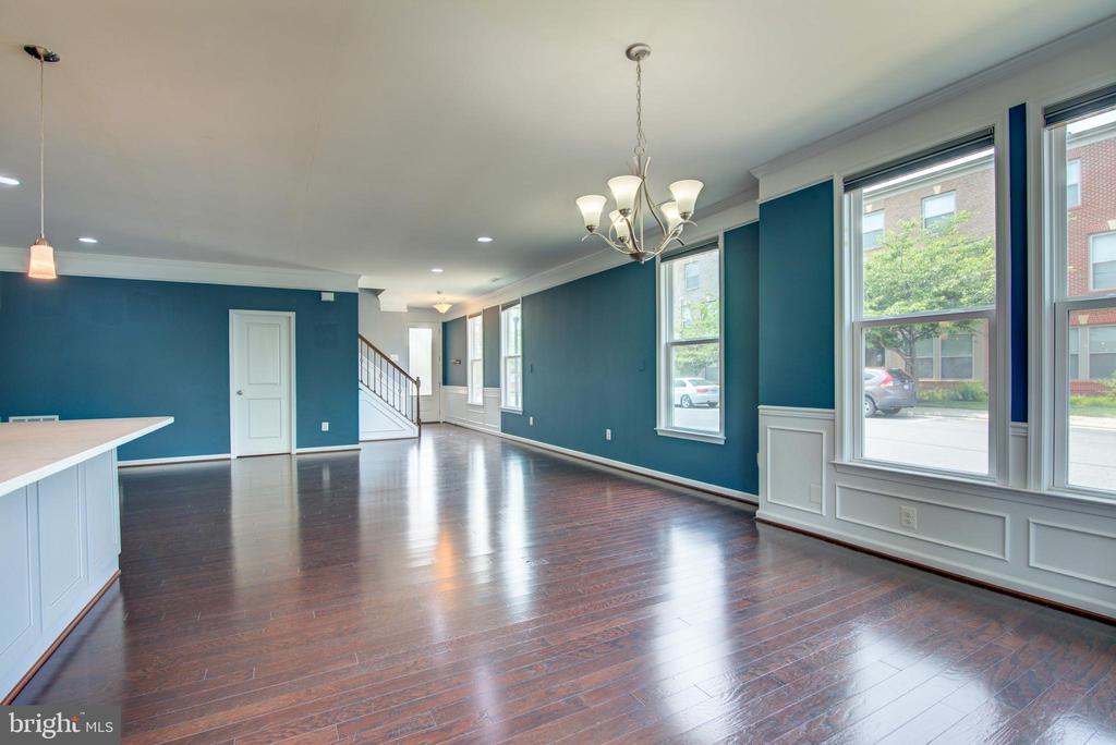 Residential in BRAMBLETON 5