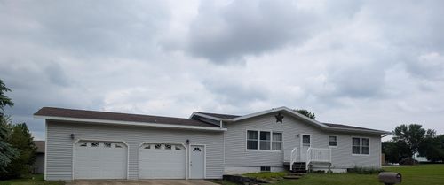 1205 Lakeside Ave, Lake Park, IA, 51347-1021 | Card Image