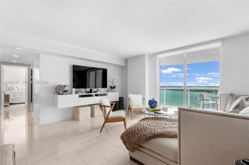 apt-1206-2101 Brickell Ave, Miami, FL, 33129-2114 | Card Image