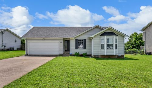 707 Shetland Dr, Oak Grove, KY, 42262-8121 | Card Image