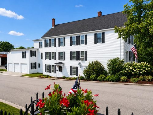 84 Nashua St, Milford, NH, 03055-3780 | Card Image