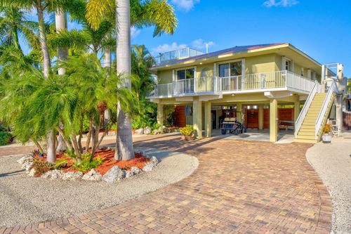 1163 De Lussan Ln, Cudjoe Key, FL, 33042-4322 | Card Image