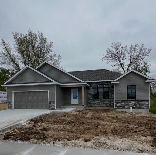 4805 Treaty Dr, ASHLAND, MO, 65010-5581 | Card Image