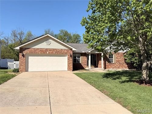 307 Longview Dr, Columbia, IL, 62236-2080 | Card Image