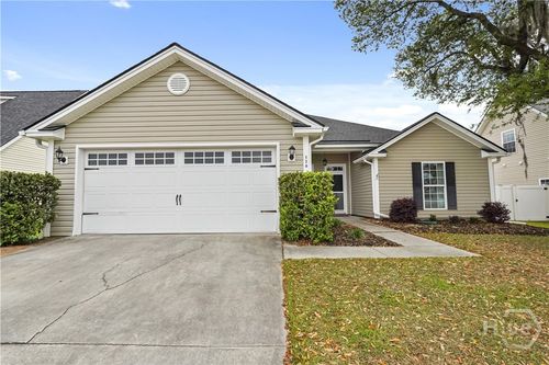 176 Scarlett Ln, Richmond Hill, GA, 31324-5931 | Card Image