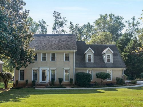 586 Clubland Cir Se, Conyers, GA, 30094-3626 | Card Image