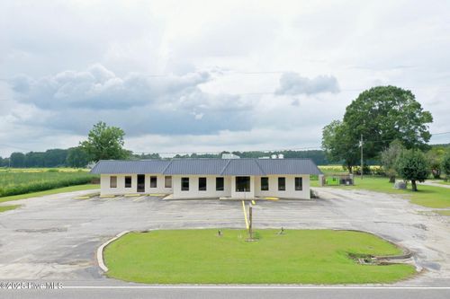 7722 Seven Creeks Hwy, Nakina, NC, 28455-8907 | Card Image