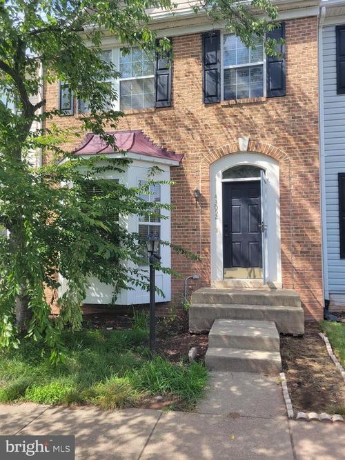 43052 Candlewick Sq, LEESBURG, VA, 20176-6441 | Card Image