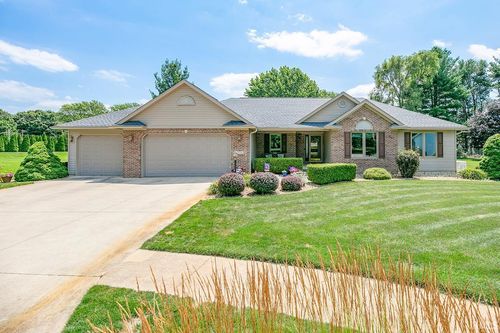18546 Madison Ct, Goshen, IN, 46528-8101 | Card Image