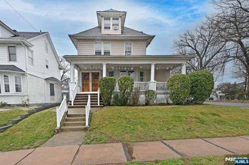 41 Demott Ave, Clifton, NJ, 07011-2710 | Card Image