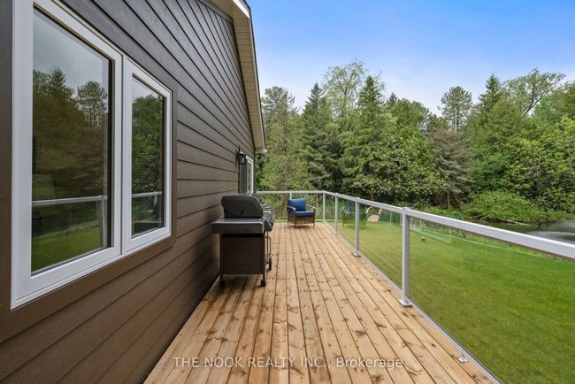 662 Raglan Rd W, House other with 3 bedrooms, 3 bathrooms and 10 parking in Oshawa ON | Image 32