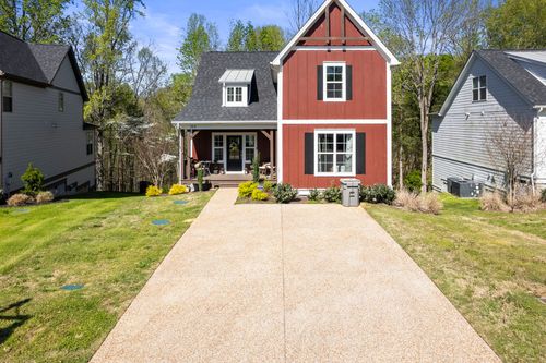 384 Evans Dr, Tullahoma, TN, 37388-6429 | Card Image