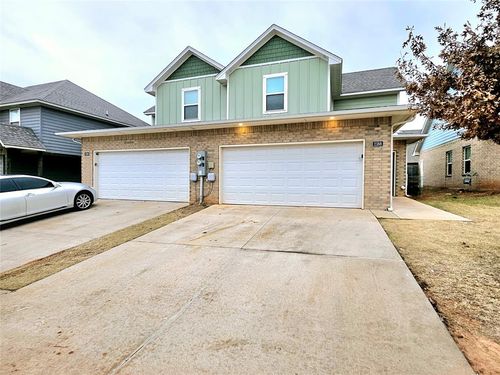 2188 Camino Del Plaza Ln, Edmond, OK, 73013-2186 | Card Image
