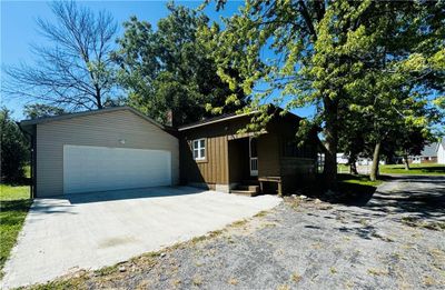 307 S Maple Street, House other with 4 bedrooms, 2 bathrooms and null parking in Gallatin MO | Image 3