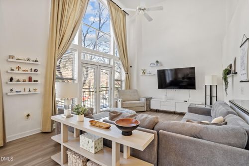 apt-104-200 S Dawson St, Raleigh, NC, 27601-1360 | Card Image