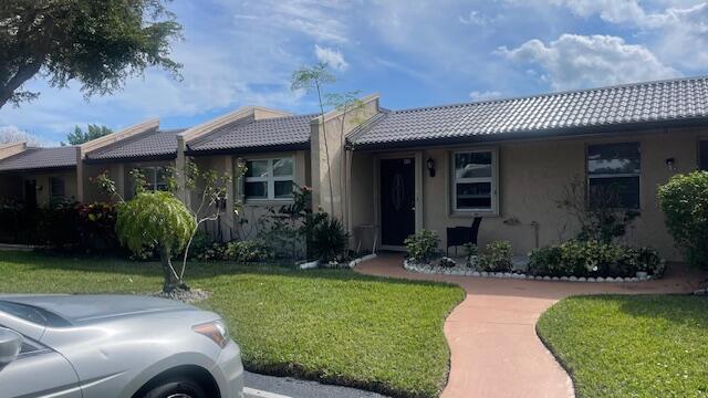 Lake Gloria Dr, West Palm Beach, FL 33411