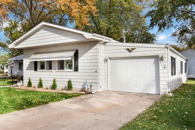 1149 Reba Lane, Home with 2 bedrooms, 2 bathrooms and 2 parking in Elgin IL | Image 2