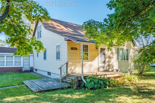 19680 Hilton Dr, Southfield, MI, 48075-1725 | Card Image