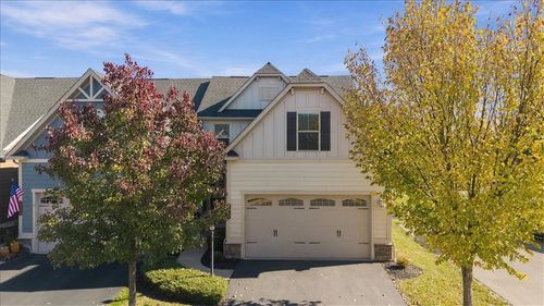 2000 Connecticut Ln, Sewickley, PA, 15143-2111 | Card Image